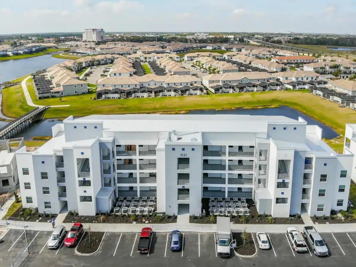 Terrific Thematic Lakeview 2B With 2 Clubhouses Киссимми Экстерьер фото